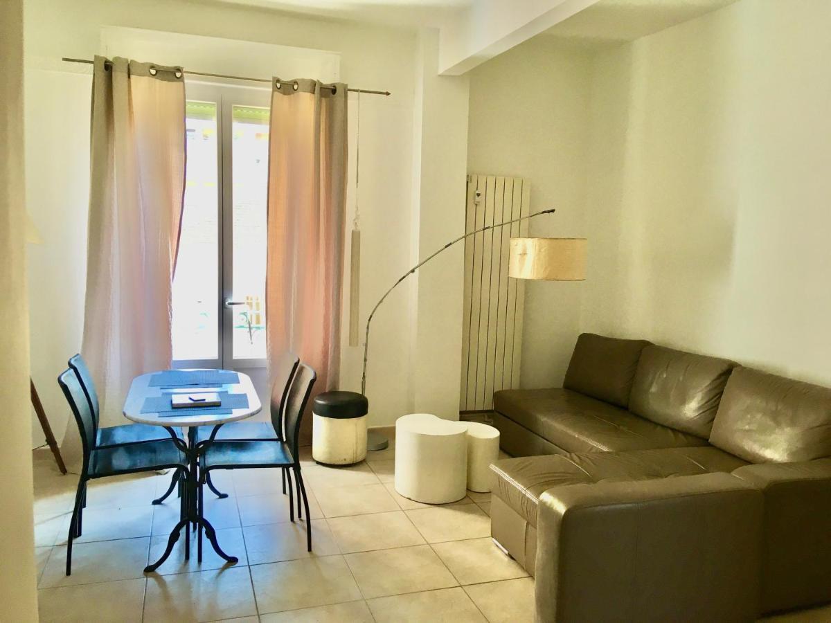 Ferienwohnung Pres De La Plage Ensoleille Juan-les-Pins Exterior foto